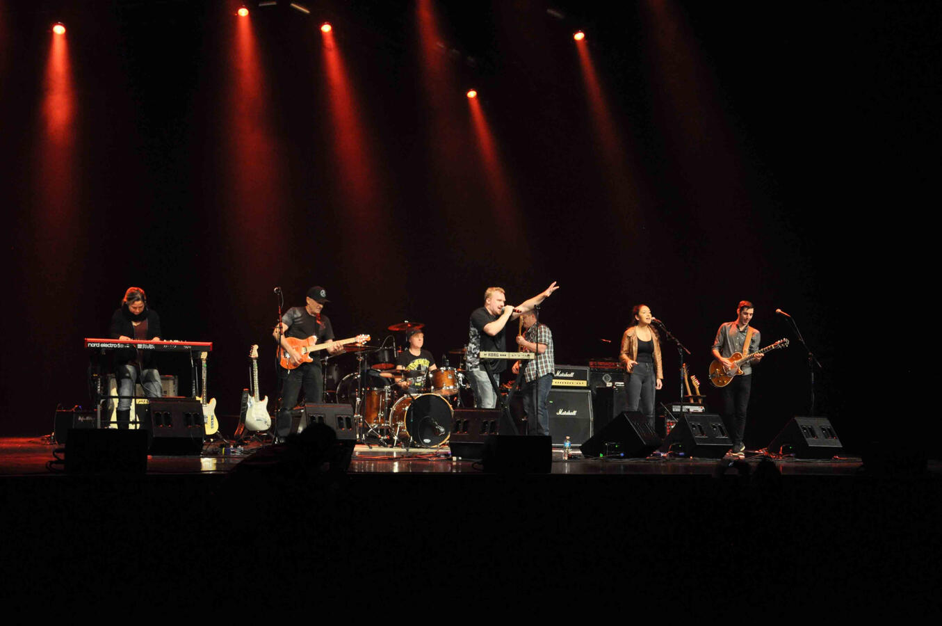 Photo by Dee Lippingwell